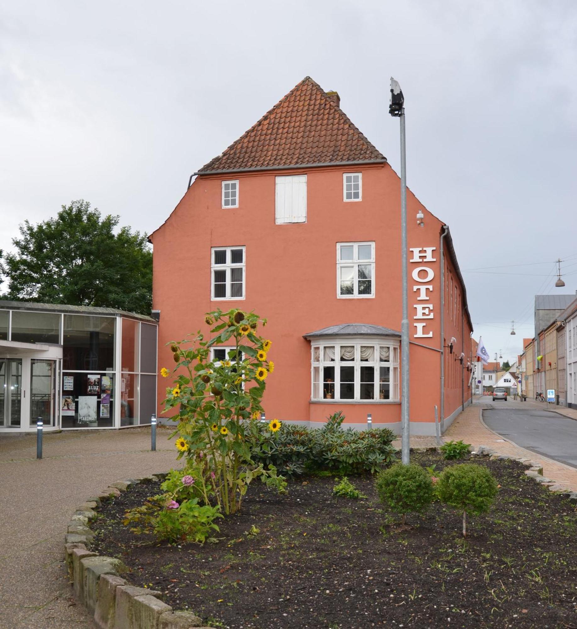 Hotel Harmonien Haderslev Exteriör bild